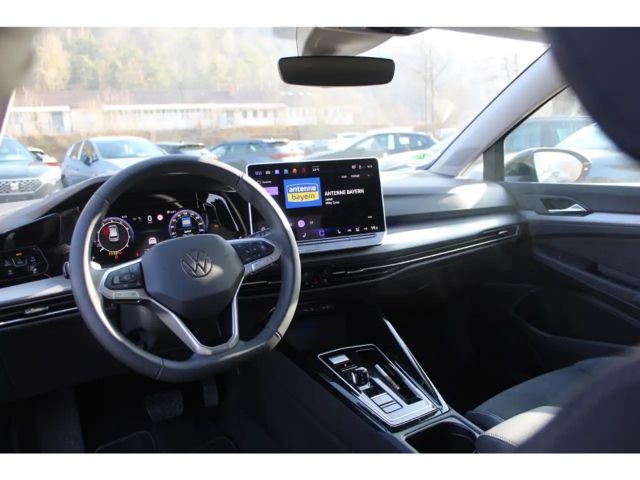 Volkswagen Golf 1.5 TSI DSG Style