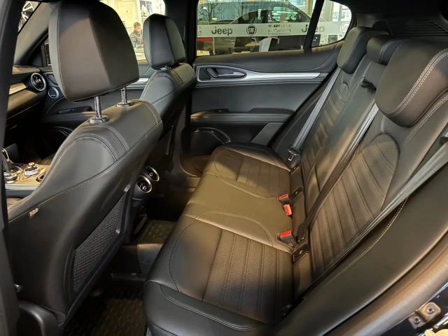 Alfa Romeo Stelvio Q4 Veloce