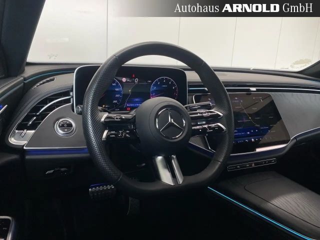 Mercedes-Benz E 200 AMG Line Sedan