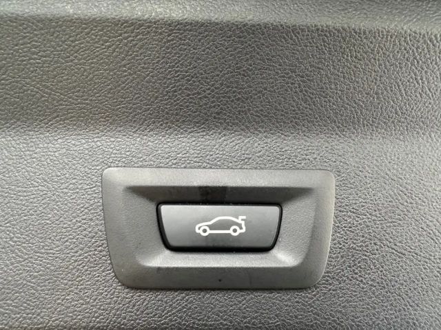 BMW X3 dA Sportpaket LCProf HUD Parkass+ HUD