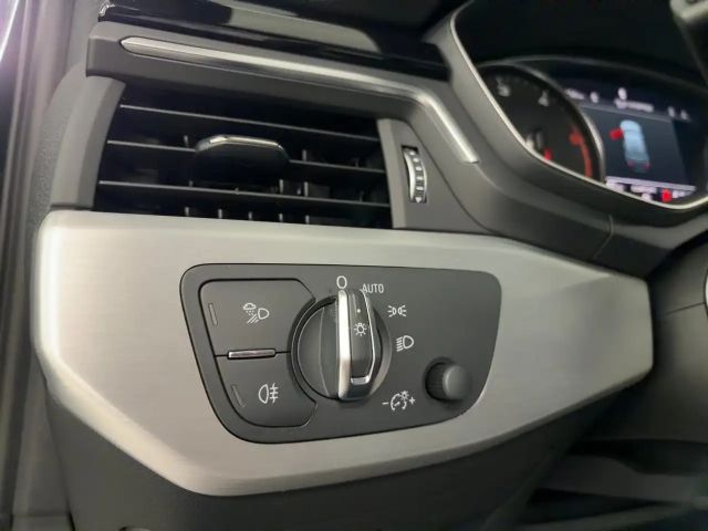 Audi A4 40 TDI Avant Quattro S-Line