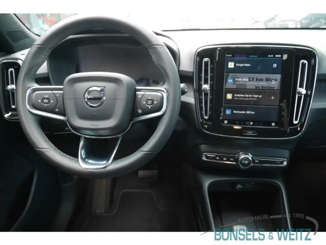 Volvo XC40 Core Recharge