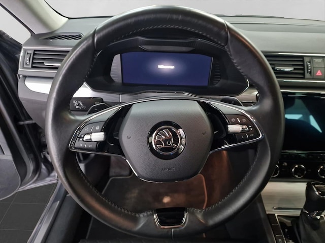 Skoda Superb 2.0 TDI Ambition Combi