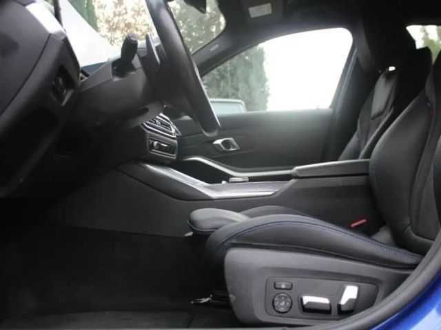 BMW 320 320d M-Sport Touring xDrive