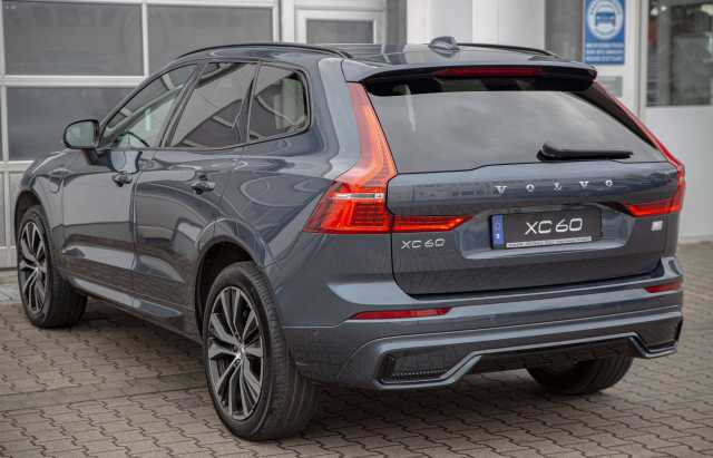 Volvo XC60 AWD Dark Plus T8