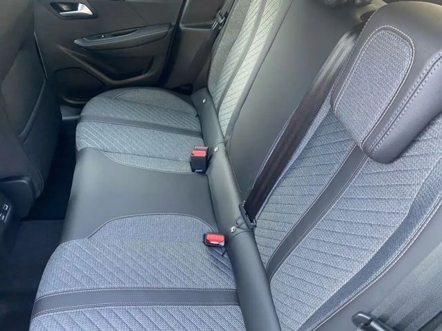 Peugeot 208 Access Allure Pack