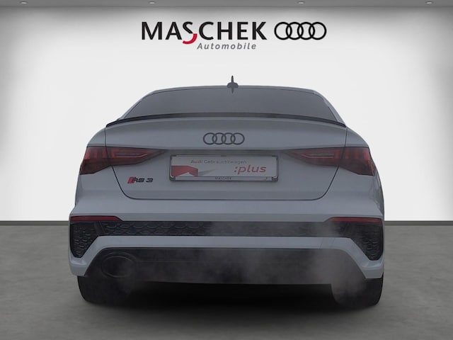 Audi RS3 Quattro S-Tronic Sedan