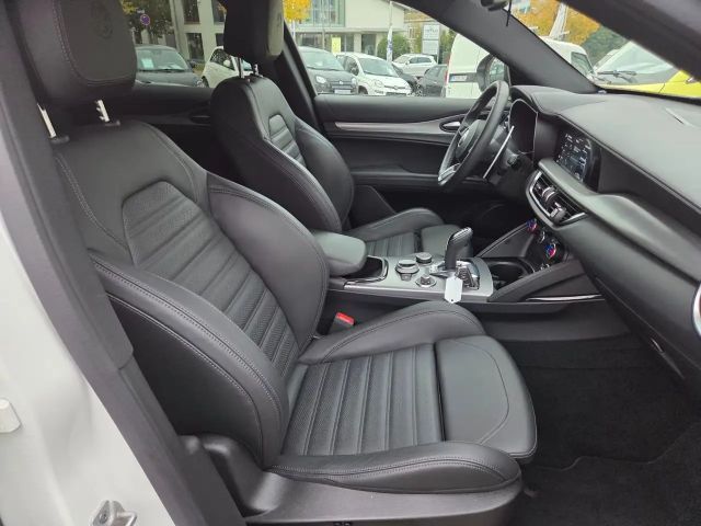 Alfa Romeo Stelvio AT8 Q4 Veloce