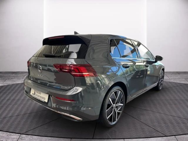 Volkswagen Golf 1.5 eTSI DSG