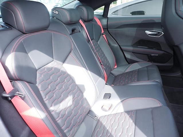 Audi RS e-tron GT Quattro