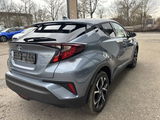 Toyota C-HR Hybride Team D