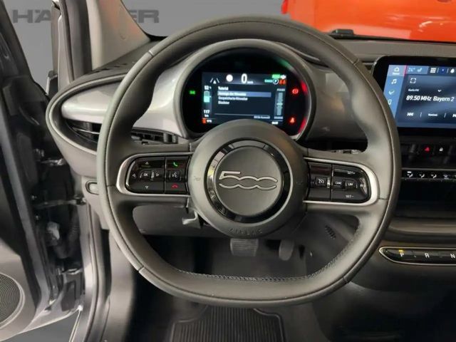 Fiat 500e Neuer 500 3+1 Kamera Sitzheizung DAB Navi PDC