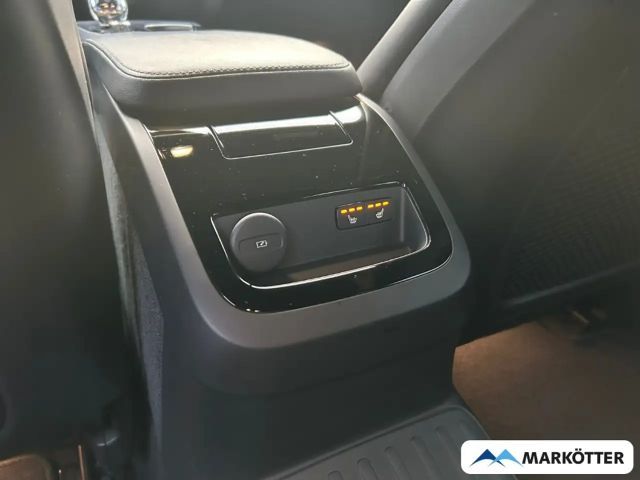 Volvo V60 AWD Dark Plus Recharge T6