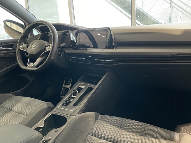 Volkswagen Golf Style