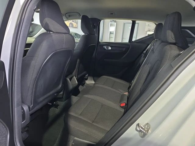 Volvo XC40 Core Momentum