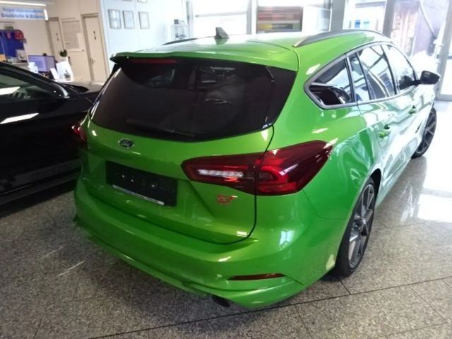 Ford Focus ST Line