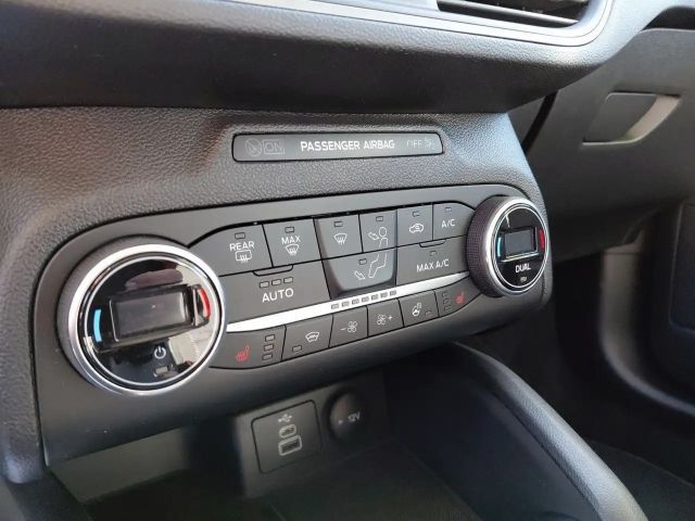 Ford Focus Titanium Wagon