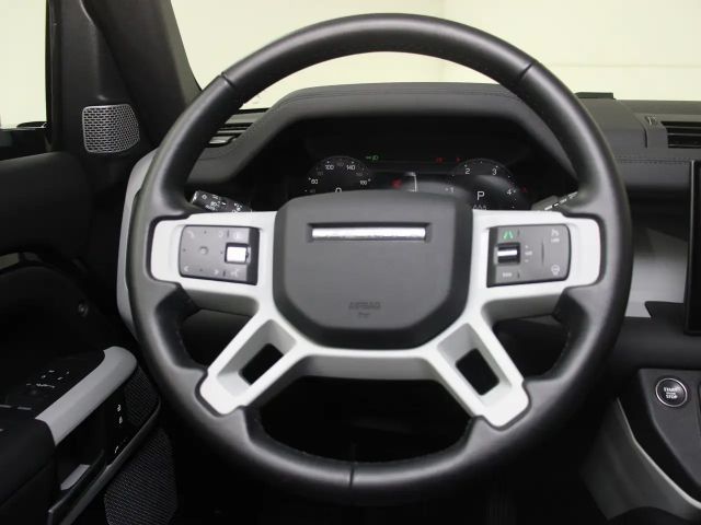 Land Rover Defender D250 Dynamic SE