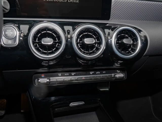 Mercedes-Benz A 200 Progressive