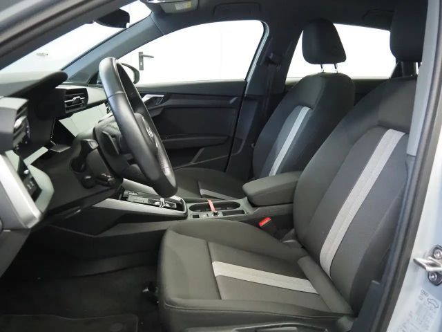 Audi A3 30 TDI Sedan