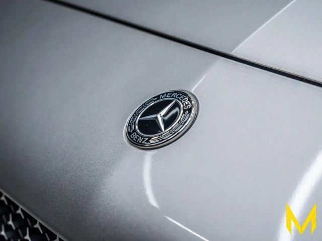 Mercedes-Benz C 180 Sedan