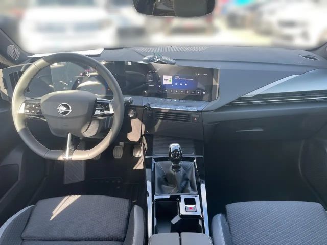 Opel Astra 1.2 Turbo Edition