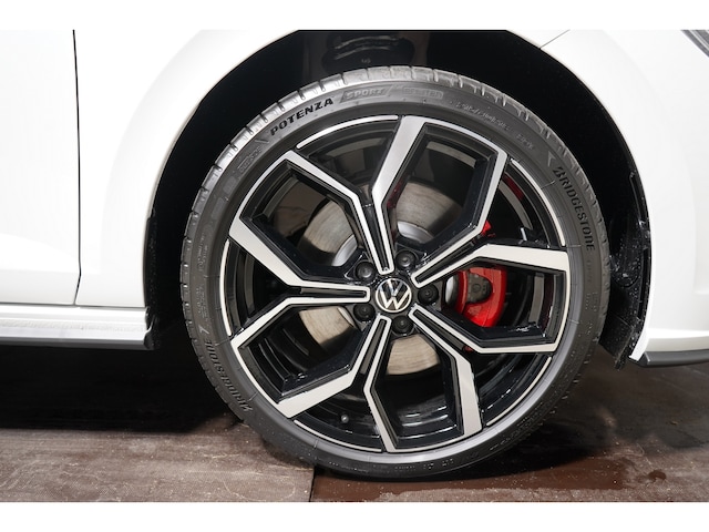 Volkswagen Polo 2.0 TSI IQ.Drive