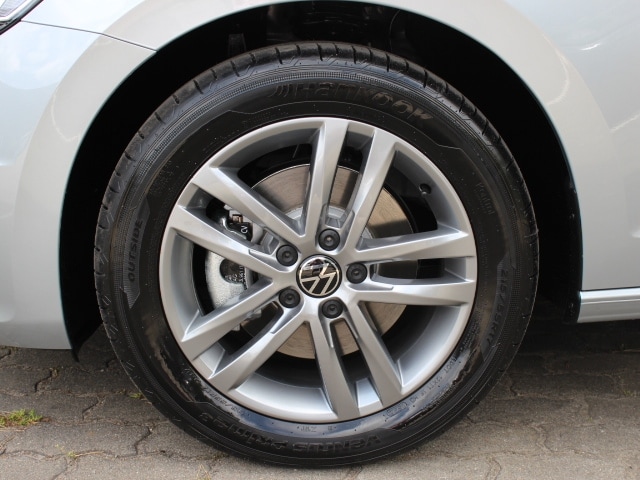 Volkswagen Touran 1.5 TSI DSG