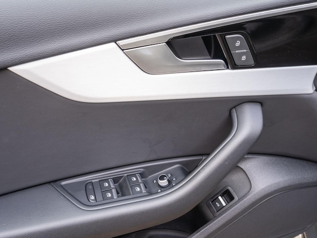 Audi A4 40 TDI Avant Quattro S-Line S-Tronic