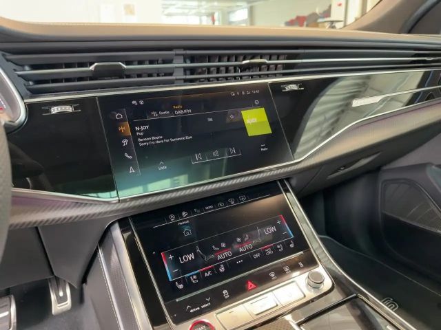 Audi RS Q8 Performance