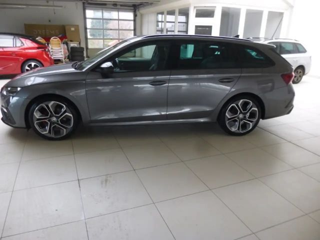 Skoda Octavia Combi RS