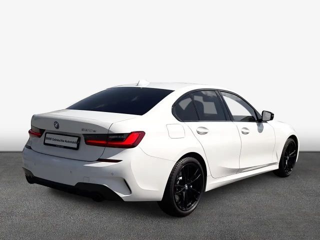 BMW 330 330e M-Sport Sedan