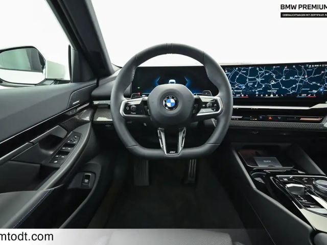 BMW 520 520d M-Sport Sedan xDrive