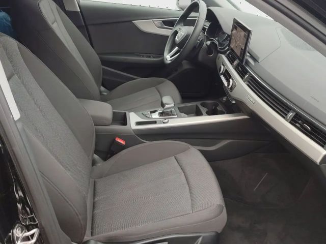 Audi A4 40 TDI Quattro S-Line