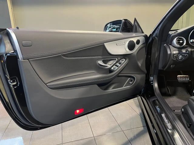 Mercedes-Benz C 200 AMG Line Cabriolet
