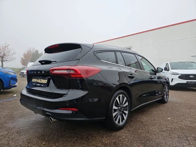 Ford Focus Titanium Wagon