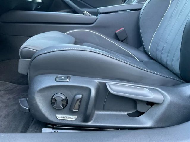 Volkswagen Passat 2.0 TDI Business DSG Variant