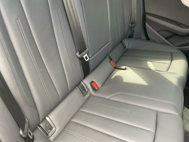 Audi A4 35 TFSI S-Line