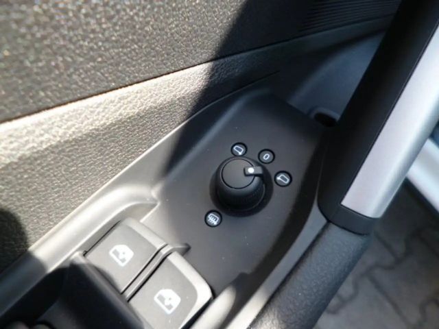 Audi Q2 30 TFSI Advance