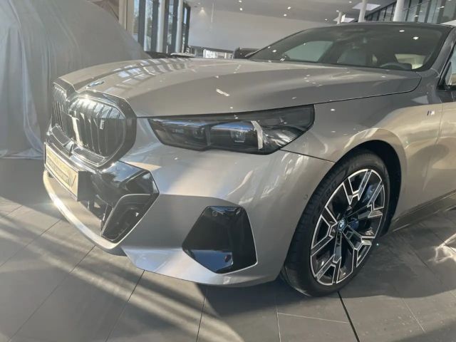 BMW i5 M-Sport Sedan eDrive40