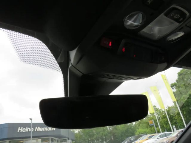 Peugeot 3008 EAT8 GT-Line