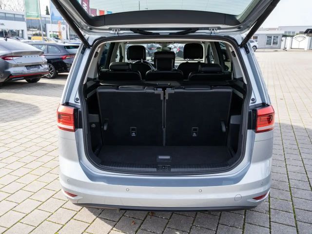 Volkswagen Touran 1.5 TSI DSG