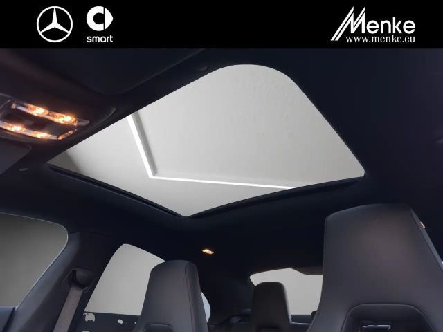 Mercedes-Benz CLA 200 AMG Line Coupé