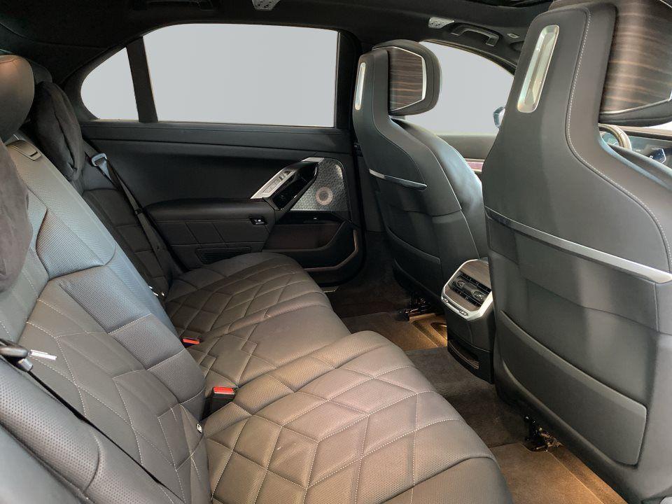 BMW i7 Sedan xDrive60