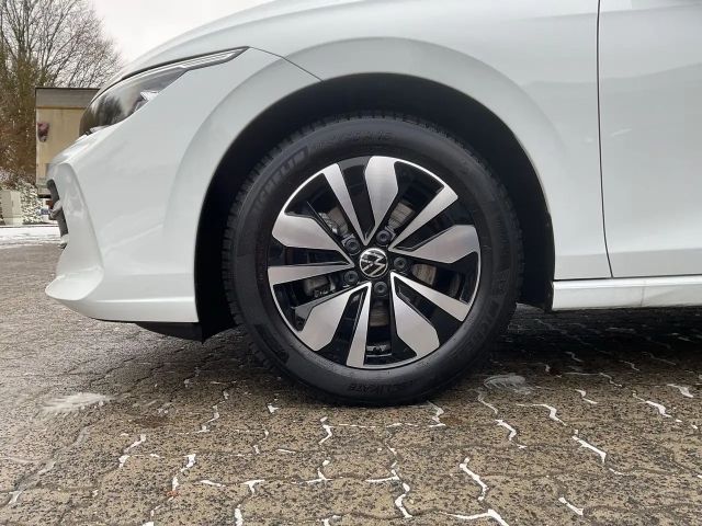 Volkswagen Golf 1.5 TSI Golf VIII