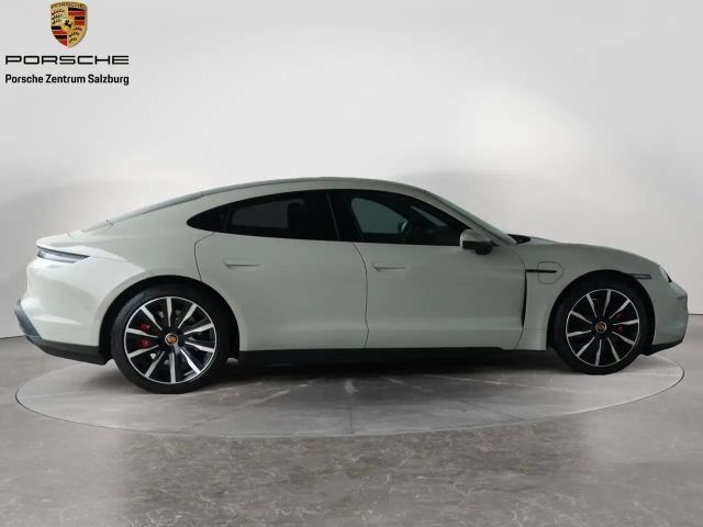 Porsche Taycan 4S