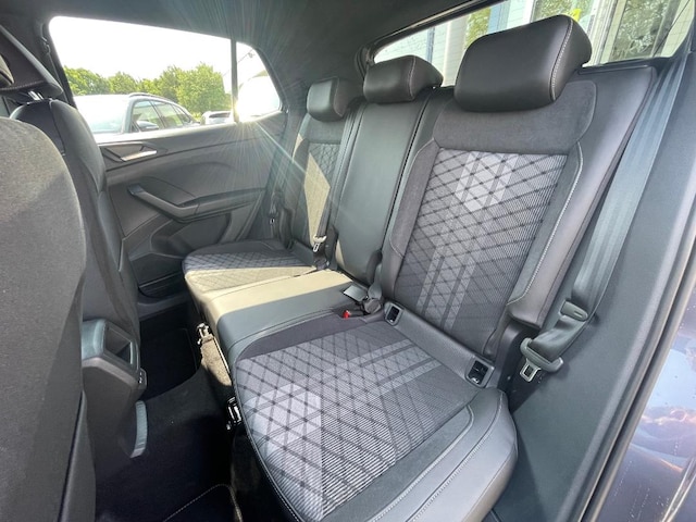 Volkswagen T-Cross T-Cross 1.0  R-L  B 085 TSIM6F