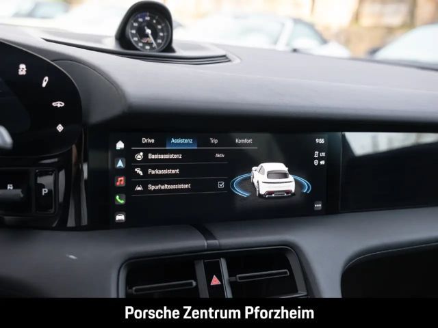 Porsche Taycan 4 Cross Turismo