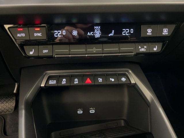 Audi A3 35 TFSI S-Line S-Tronic Sportback