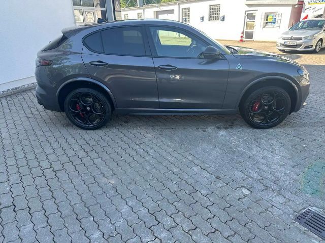 Alfa Romeo Stelvio Quadrifoglio Turbo